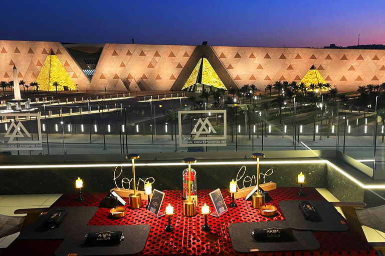 Kairo: Middag med Middag med utsikt över Grand Egyptian Museum och pyramiderna