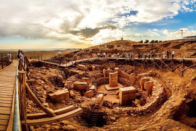 Da Istanbul: Göbekli Tepe e Monte Nemrut Tour di 2 giorniDa Istanbul: tour giornaliero di Göbekli Tepe e Şanlıurfa