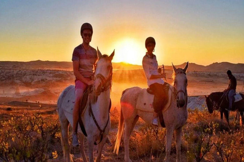 Capadócia: Fascinante passeio a cavalo por vales únicos