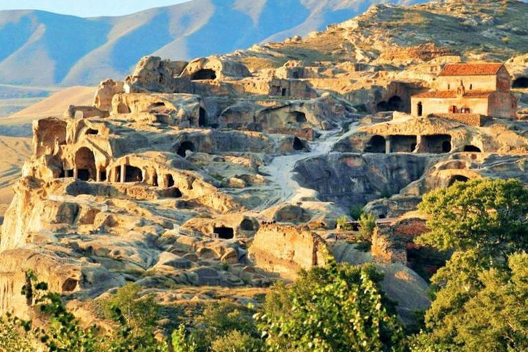 Kutaisi: Mtskheta, Uplistsikhe, Gori & Stalin Museum Tour