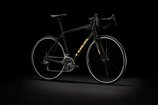 Amsterdam: Road Bike Rental with Self Guided Tour