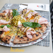 Messina: Pizza-Making Class, Cannoli, & Walking Tour