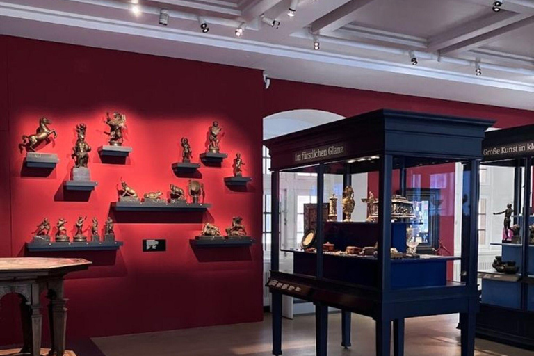 Stuttgart: Landesmuseum Württemberg Entry & hotel Transfer