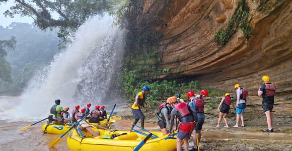 Fiji: Grand Canyon Whitewater Rafting, Upper Navua River