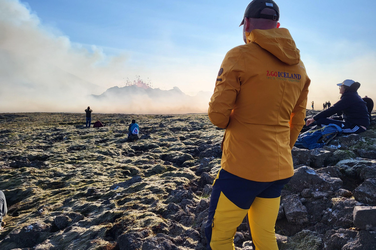 Grindavík: Caminhada no vulcão Fagradalsfjall com um guia privadoCondução autónoma: Ponto de encontro no vulcão