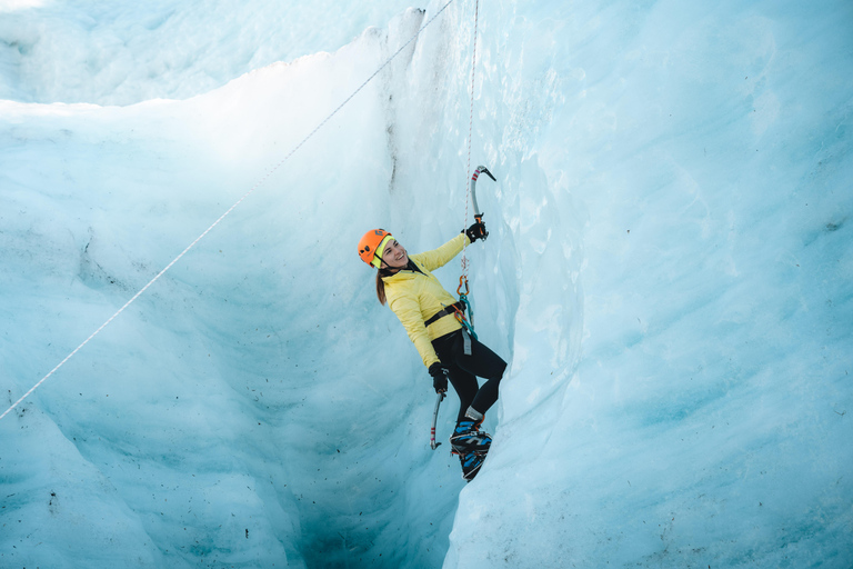 Sólheimajökull : Sólheimajökull Glacier Hike and Photoshoot