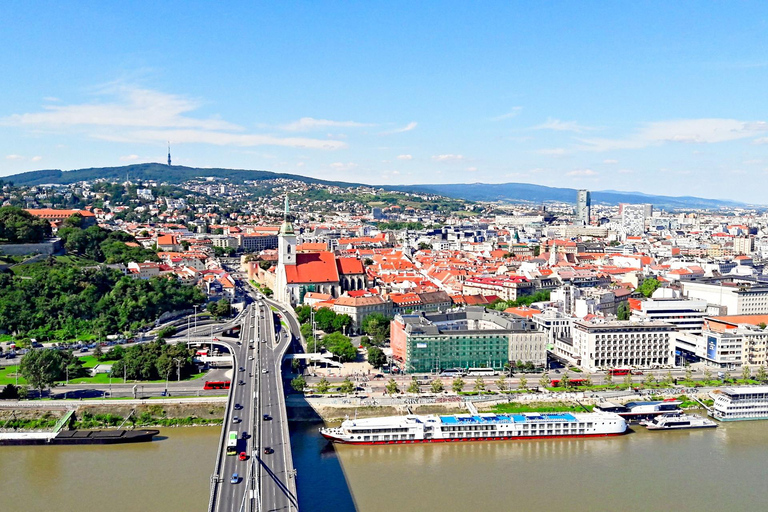 Visite privée du pont d&#039;observation des ovnis à Bratislava avec entrée