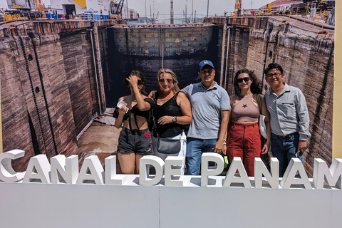 Panama City : Visite du canal, de la vieille ville et de la chaussée Amador