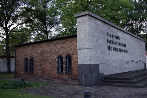 Berlin et Sachsenhausen : visite en bus VW de 5 heures "Troisième ReichVisite privée