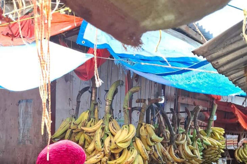 Zanzibar: Stone town, Slave Market, souvenir & Spice Market Stone town guided walking tour