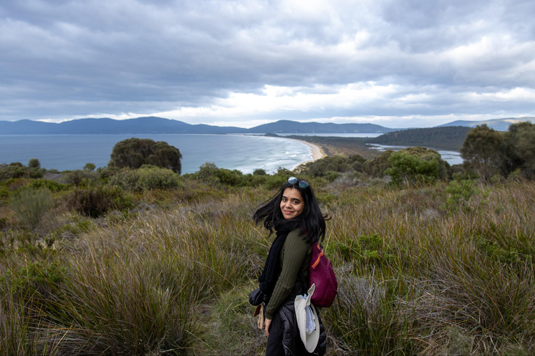 De Hobart: Excursão ativa de um dia pela Bruny Island AdventureDe Hobart: Bruny Island Nature e Produce Tour de dia inteiro