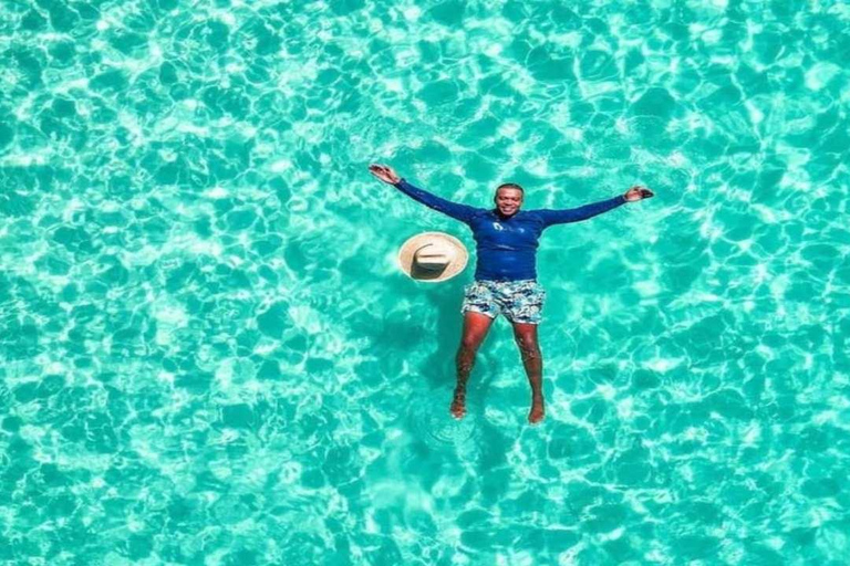 La Romana: Saona Island Tour with Lunch for Mein Schiff