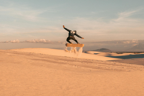Doha: Desert Safari, Dune Bashing, Sandboarding & Salt lake