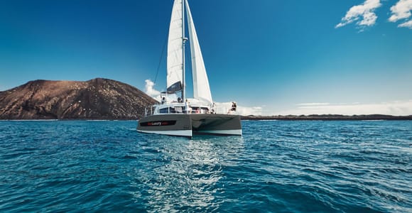 From Corralejo/Caleta de Fuste: Lobos Island Catamaran Trip