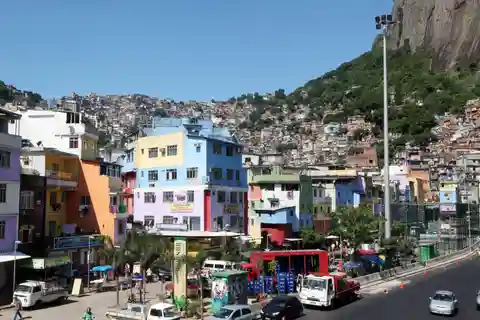 Rio de Janeiro: Favela Tour with Hotel Transfers