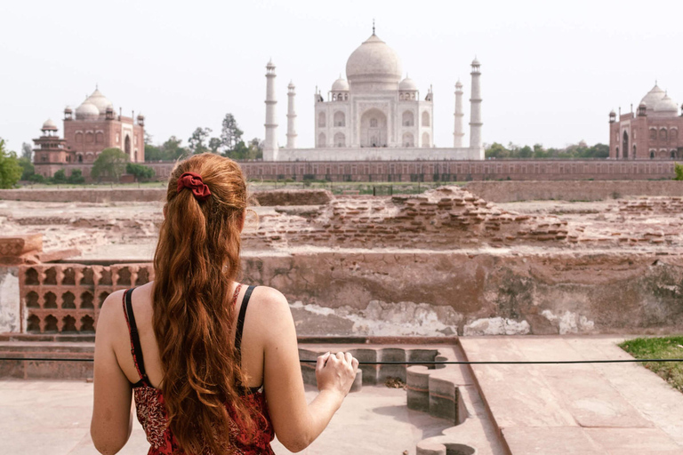 Taj Mahal and Agra Tour by Indian Express Train 2nd Class Train with Entry Tickets and Lunch