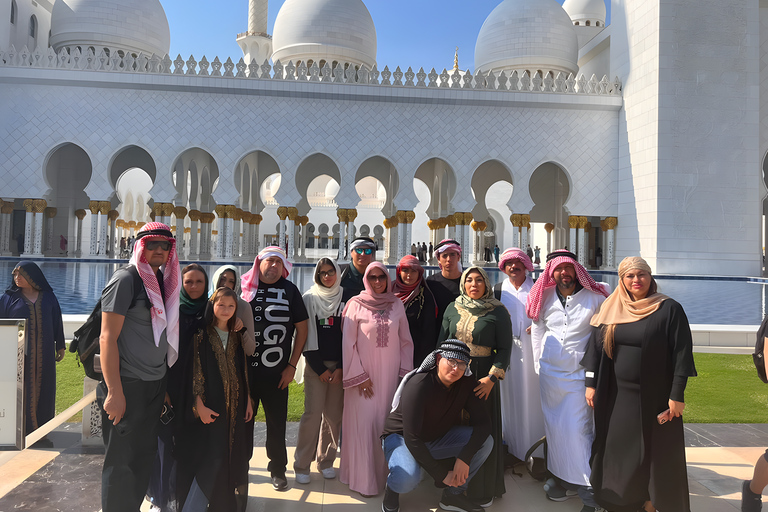 Excursion d&#039;une jounée complète à Abu Dhabi - Grande mosquée, musée du Louvre et plus encoreExcursion d&#039;une journée à Abou Dabi : grande mosquée, musée du Louvre et plus 