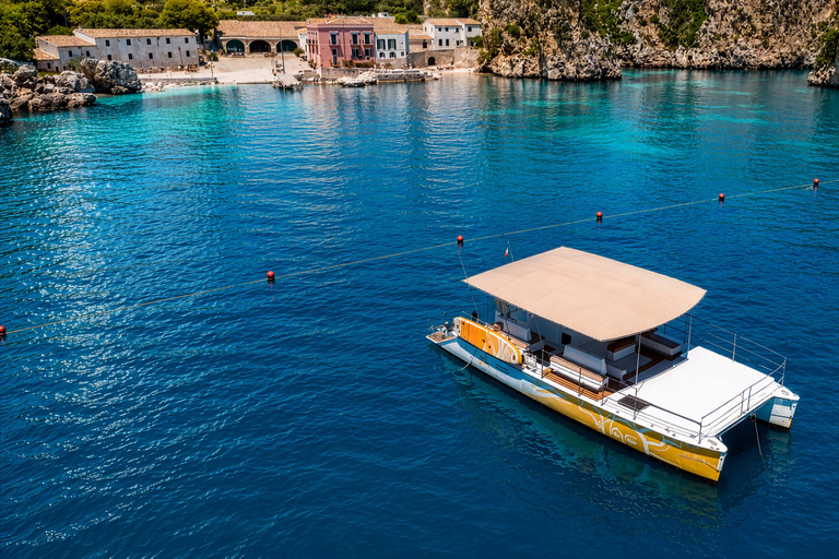 Castellammare: Catamaran Tour – Scopello Caves and Zingaro Nature Reserve Catamaran Tour: Caves, Scopello and Zingaro Nature Reserve
