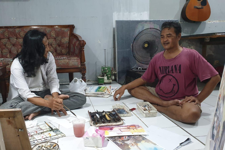 Yogyakarta: viaggio artistico e culturale con artisti localiYogyakarta: un viaggio nell'arte e nella cultura con un artista locale
