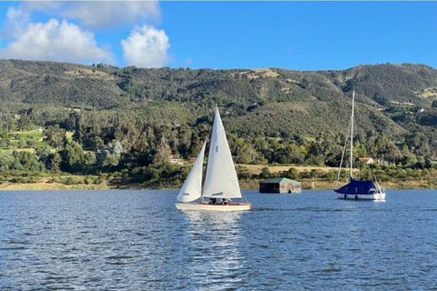 BOGOTA : Journée de voile à Guatavita, naviguez et explorez le réservoir Tominé