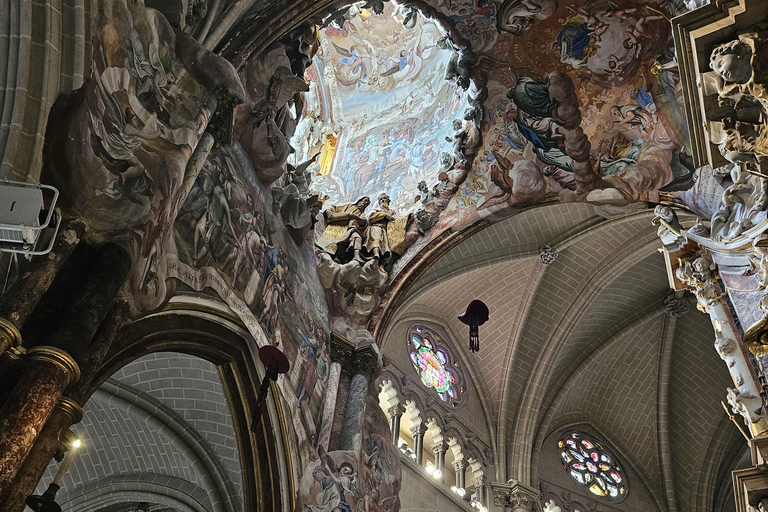 Small Group Walking Sightseeing Tour of Toledo & Cathedral Entry (Max 10) Small Group Sightseeing Tour of Toledo & Cathedral Entry (Max 10)