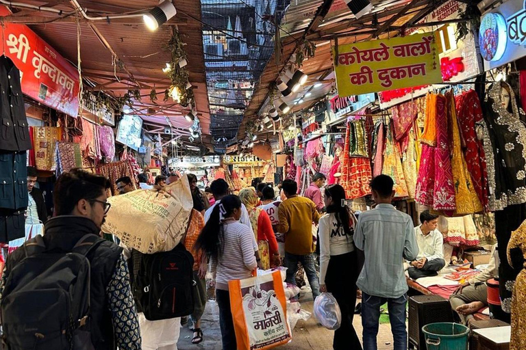 Jaipur: Evening Heritage Walk, Music with Food & Markets Small Group Evening Walk with Food & Markets