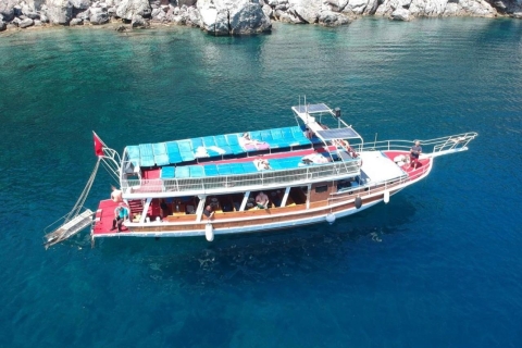 Excursion en bateau à Marmaris Déjeuner et boissons non alcoolisées et alcoolisées illimitées