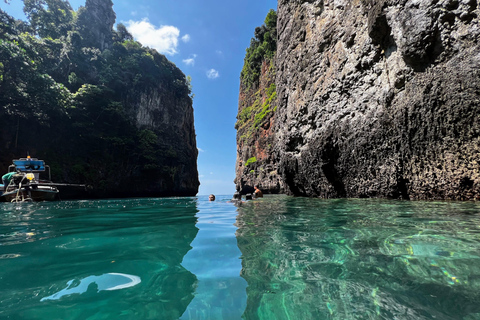 Koh Phi Phi: Private Wang Long Bay & Phi Phi Leh Sundown