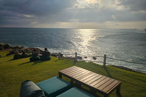 Waligama: Cliff Sunset Dining Experience + Wine