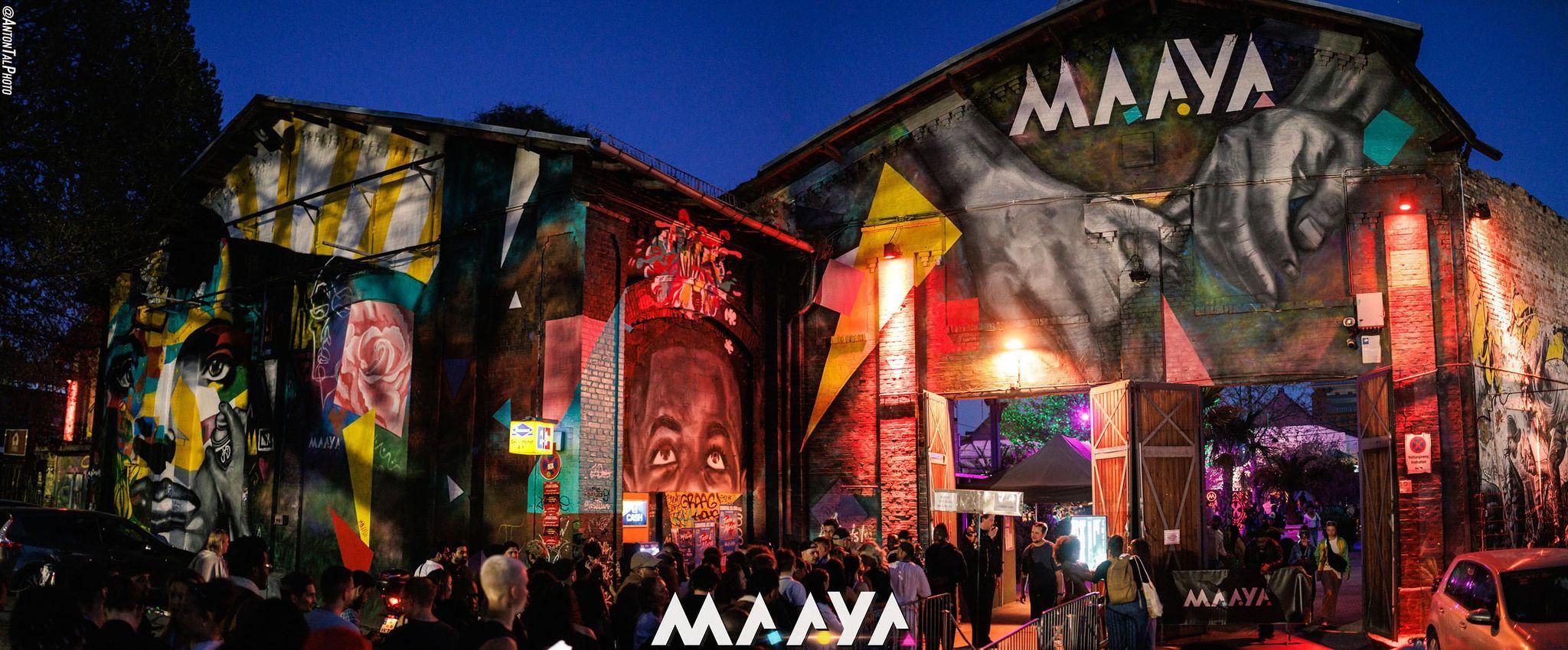 Berliner Kneipentour: Street Art, Sommergarten & VIP-Zugang zu einem Club