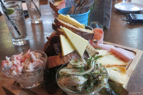 Tour gastronomico di Edimburgo con Eat Walk ToursPranzo nella città vecchia