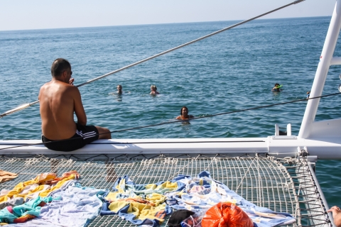 Costa Daurada: Katamaran- und Schnorcheltour3-stündige Bootsfahrt mit Getränken und Snacks