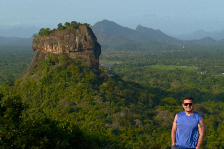 Sri Lanka: 6-Day Cultural & Coastal Adventure Tour
