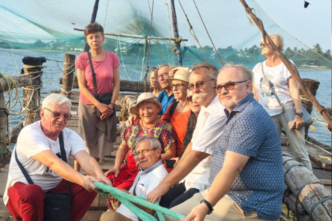 كوتشي: جولة إرشادية ليوم كامل مع عرض رقص الكاثاكالي