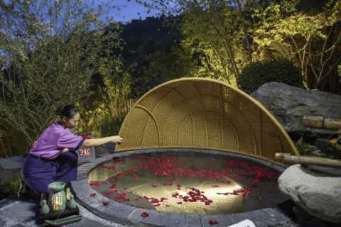 Beijing: Beijing Outdoor Hot Spring experience with options