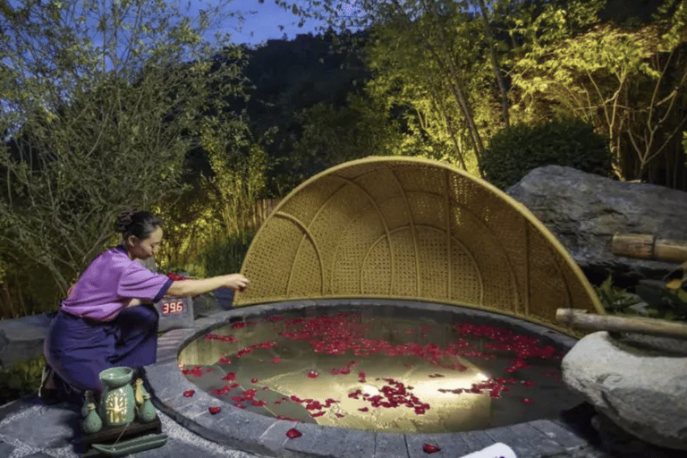 Beijing: Beijing Outdoor Hot Spring experience with options Beijing: Beijing Outdoor Hot Spring experience with options