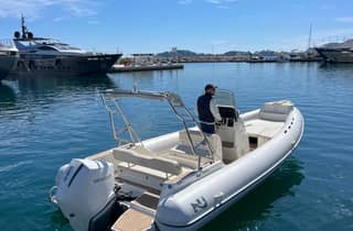 Ausflug Nizza–Monaco mit Festrumpfschlauchboot und Schwimmen im Meer