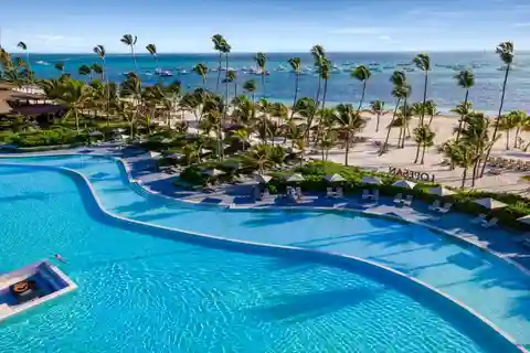 Private Transfer from Lopesan Costa Bavaro to SDQ