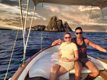 Aci Trezza boat tour sunset and dinner sicilian family home