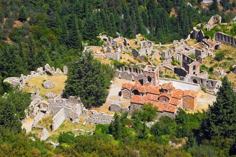 Von Athen: 2-tägige Griechenland-Tour zu antiken Imperien. Foto: GetYourGuide Von Athen: 2-tägige Griechenland-Tour zu antiken Imperien. Foto: GetYourGuide