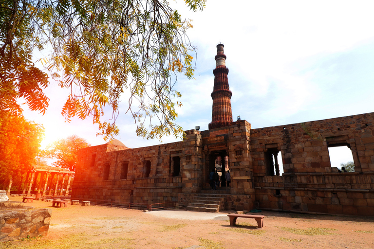 Excursion à Delhi en cas d'escale : Ancien et nouveau, de l'aéroport à la ville avec transfertOption 2 : 6 heures d'escale à Delhi