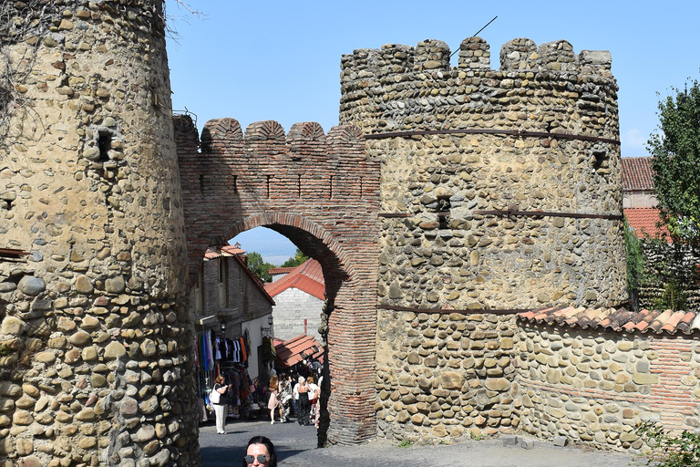 Tbilisi: 3-Day Tour of Georgia's Highlights