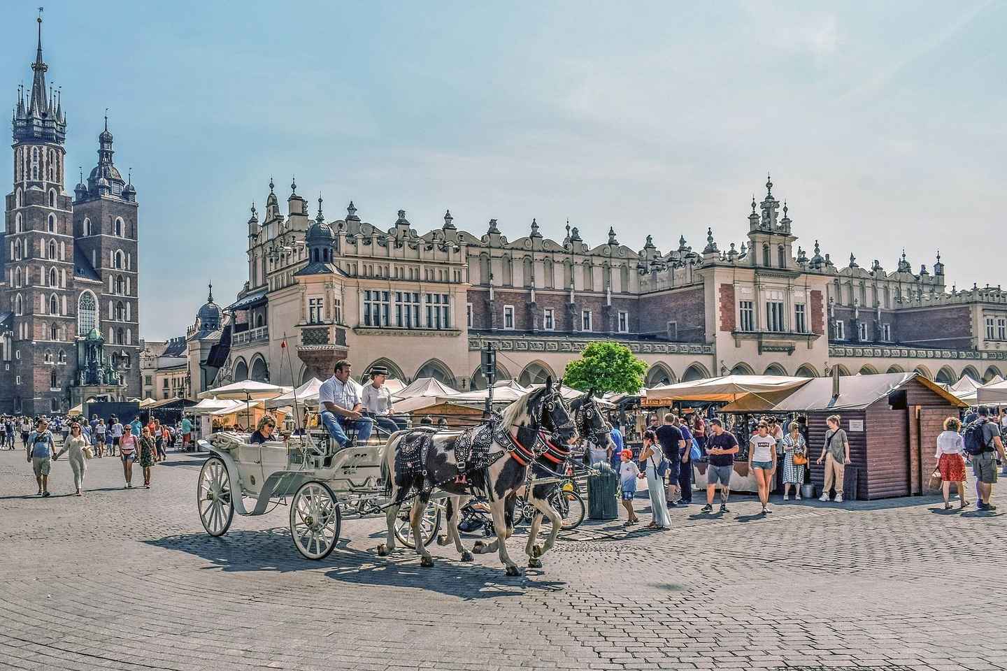 Budapest : Transfert privé vers Cracovie ou Cracovie vers Budapest