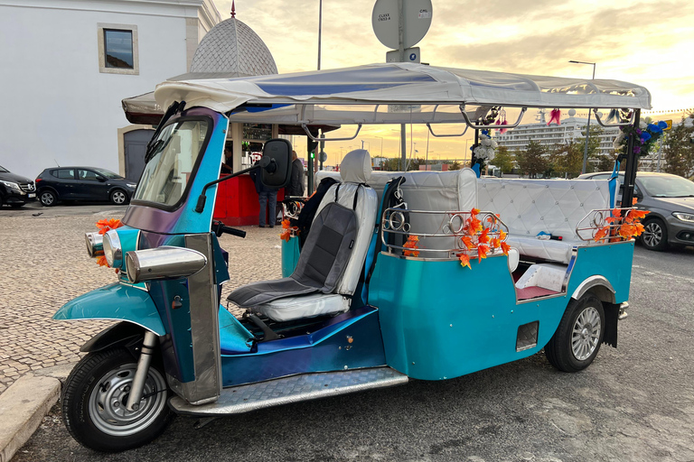 Lizbona: zwiedzanie Lizbony elektrycznym tuk tukiemLizbona: Prywatna wycieczka po mieście elektrycznym Tuk Tukiem