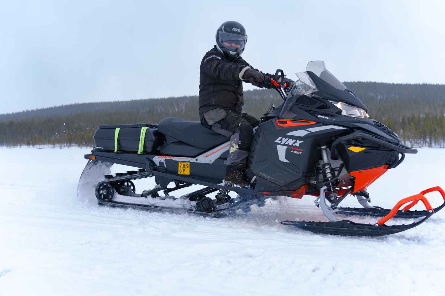 Levi, Laponie: safari en motoneige de 2 h avec guides sámis locaux