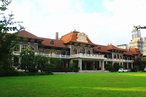 Shanghai: Art & Culture Guided tour in the French Concession & the Bund