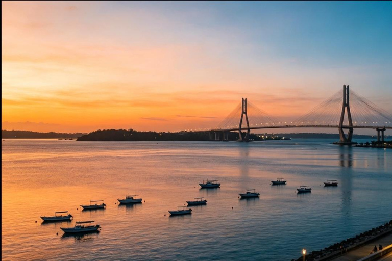 Panama City: Canal, Old Town, and Private Local Experience