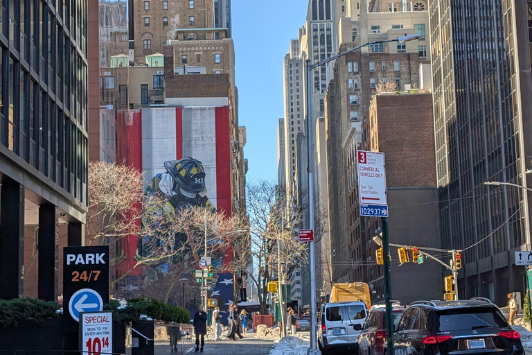 NY Midtown Secrets: Grand Central, Chrysler & United Nations Tour in English language
