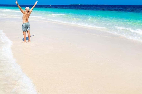 Zanzibar: tour privato del banco di sabbia di Nakupenda con pranzo a base di pesceTour privato del banco di sabbia di Nakupenda – Ti veniamo a prendere in qualsiasi hotel