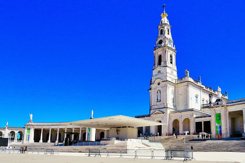 Porto nach Lissabon mit Aveiro-Coimbra-Fátima-Nazaré-ÓbidosKLEINBUS (9-19 PERSONEN) MIT 3 HALTESTELLEN